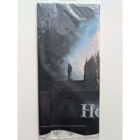 Backdrop & Table Lot Harry Potter Party Hogwarts Backdrop& Tablecloth Decoration - Picture 10 of 10